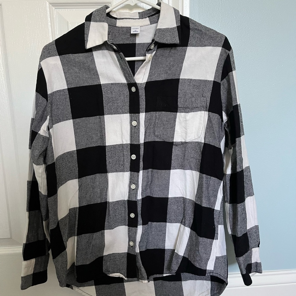 Old Navy Black and White Plaid Shirt